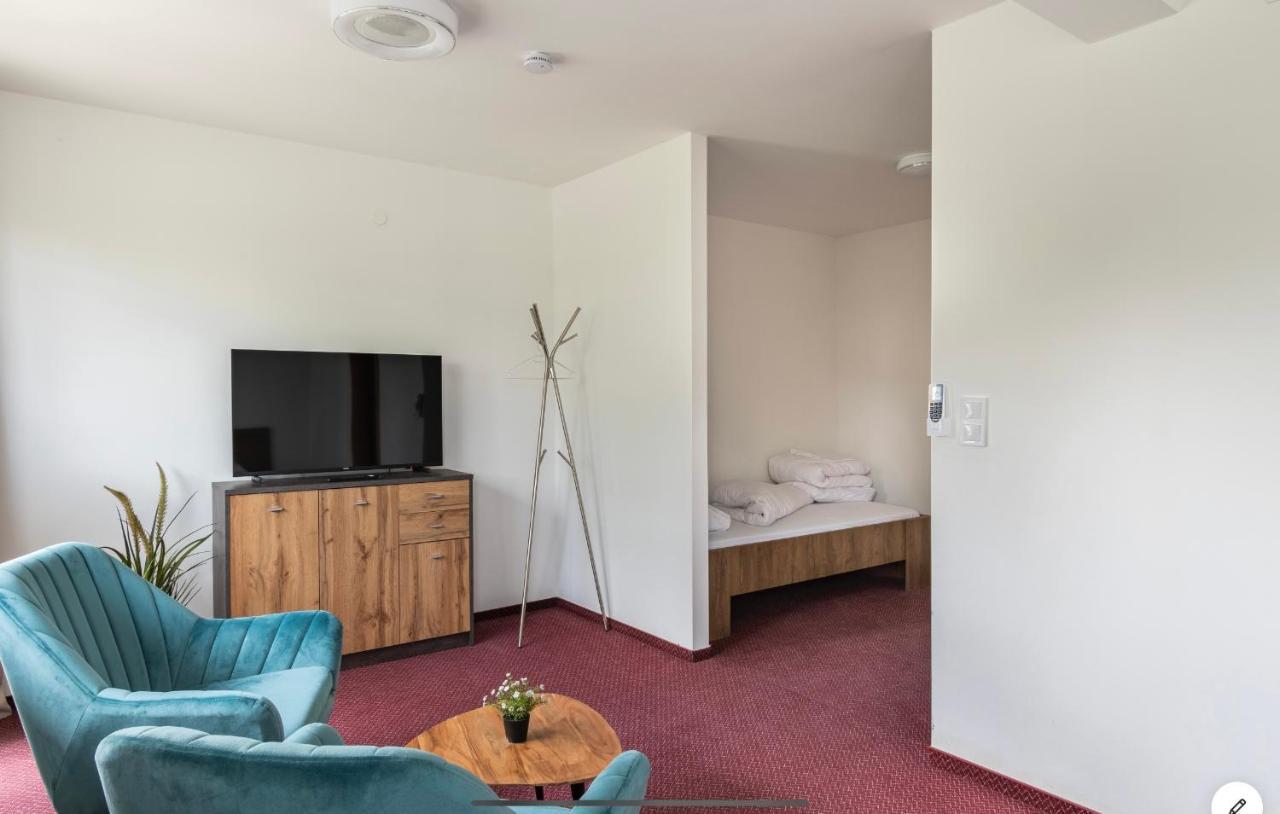 Sinus Premium Aparthotel Siófok Exteriör bild