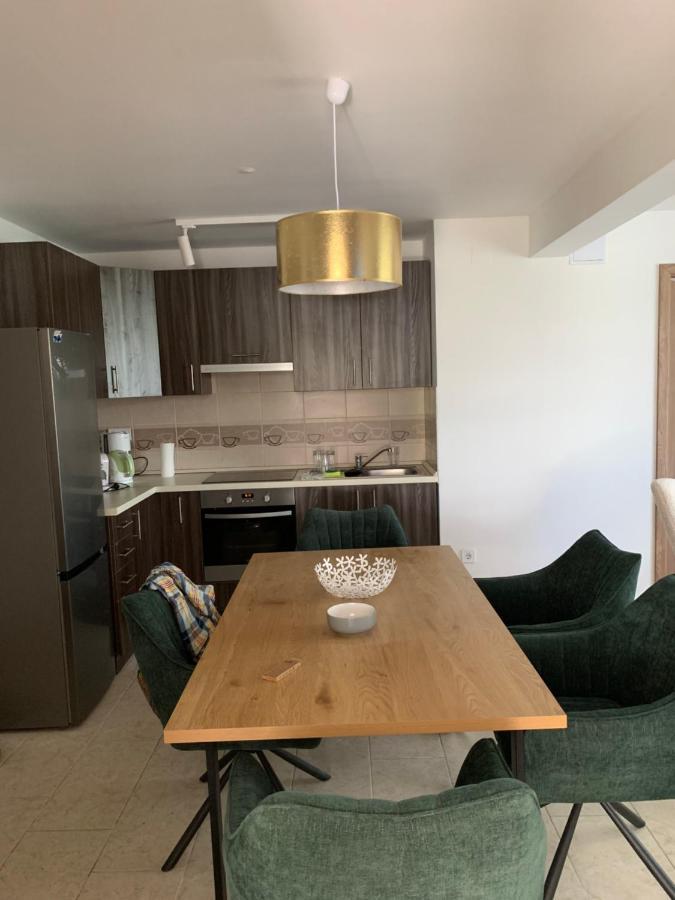 Sinus Premium Aparthotel Siófok Exteriör bild