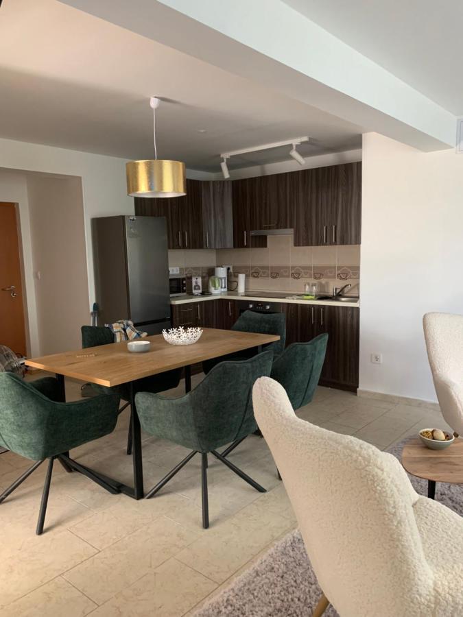 Sinus Premium Aparthotel Siófok Exteriör bild
