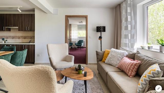 Sinus Premium Aparthotel Siófok Exteriör bild